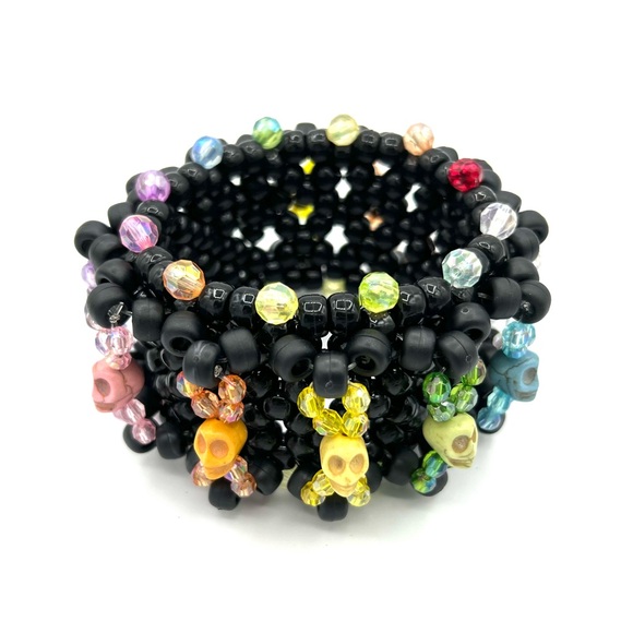 ❌SOLD❌💀☠️”Day of the Dead Sugar Skulls” Cuff - Picture 5 of 12